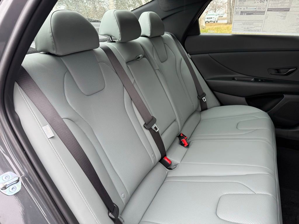 New 2026 Hyundai Elantra Limited image 19