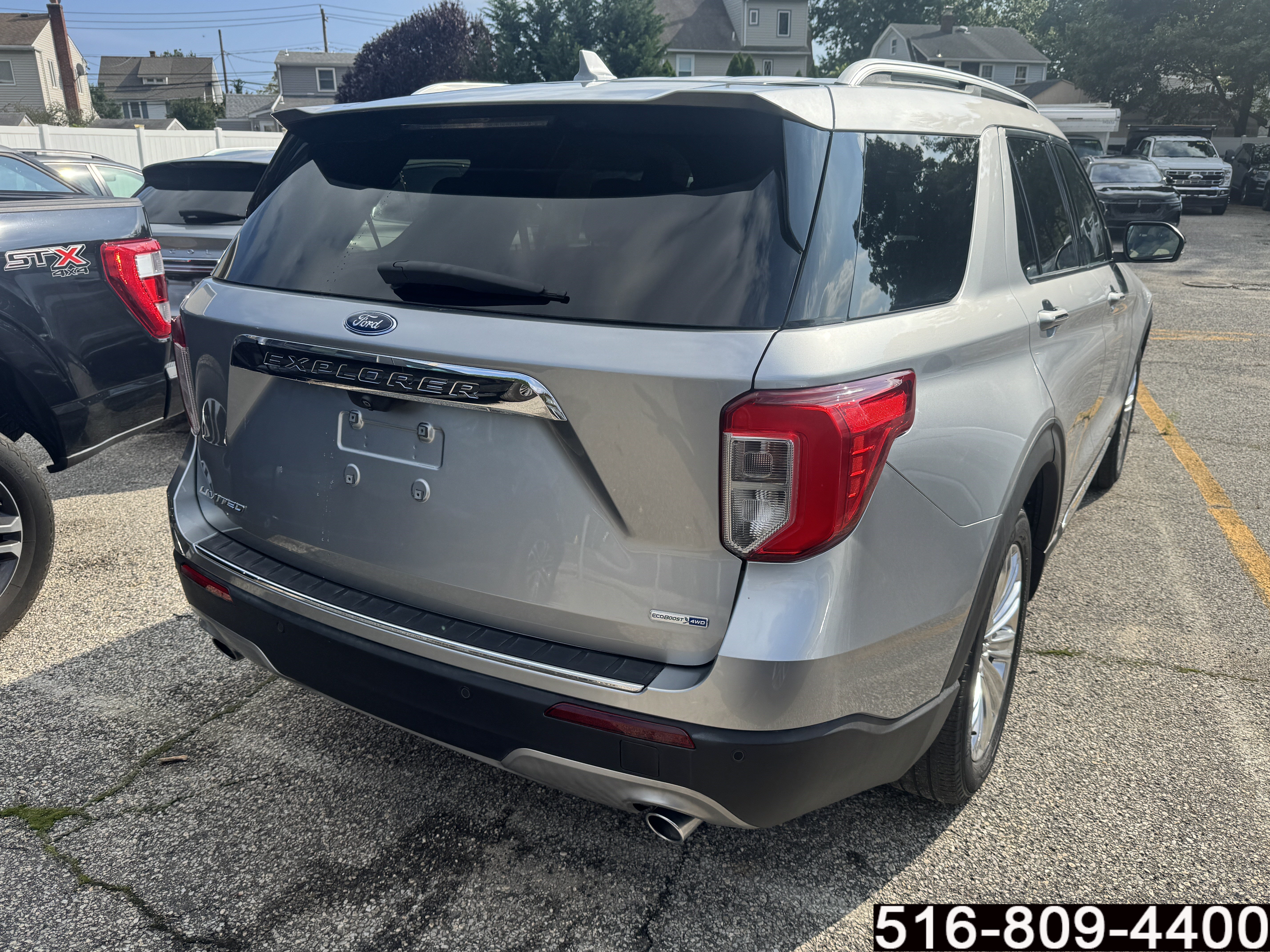 Used 2020 Ford Explorer Limited AWD/4WD image 5
