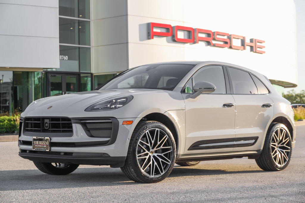 Certified 2023 Porsche Macan Turbo AWD/4WD image 12