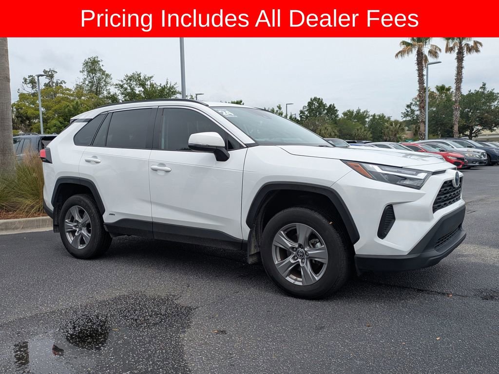 Certified 2024 Toyota RAV4 LE AWD/4WD image 2