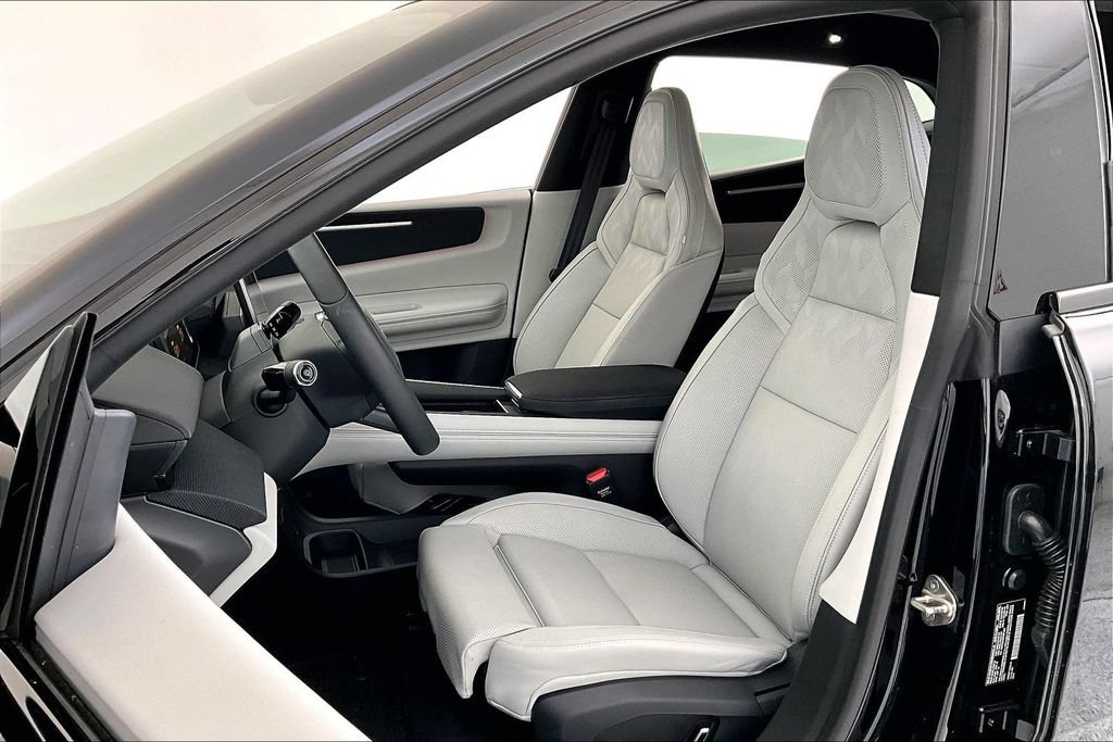 Used 2026 Polestar Polestar 4 AWD/4WD image 32