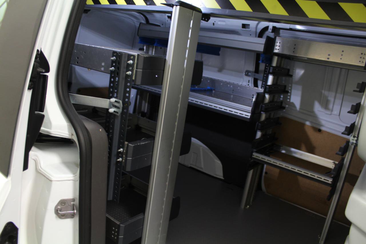 Used 2023 Ford Transit Connect XL image 24