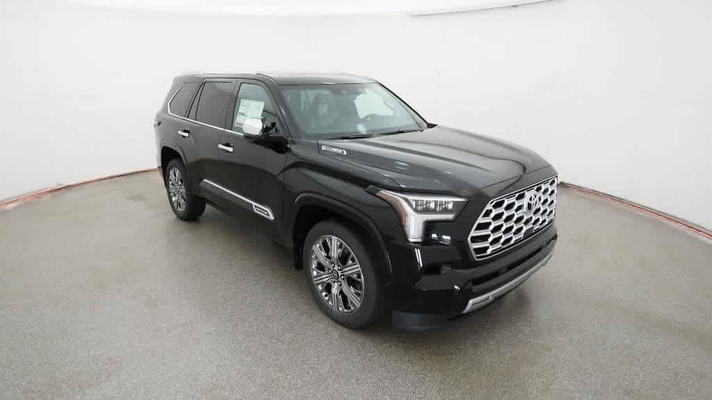 Used 2026 Toyota Sequoia Capstone AWD/4WD image 12