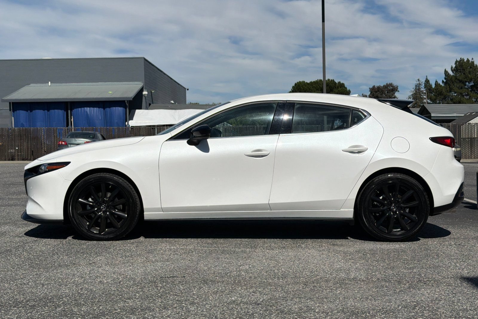 Used 2024 MAZDA MAZDA3 Hatchback w/Premium Plus Pkg AWD/4WD image 9