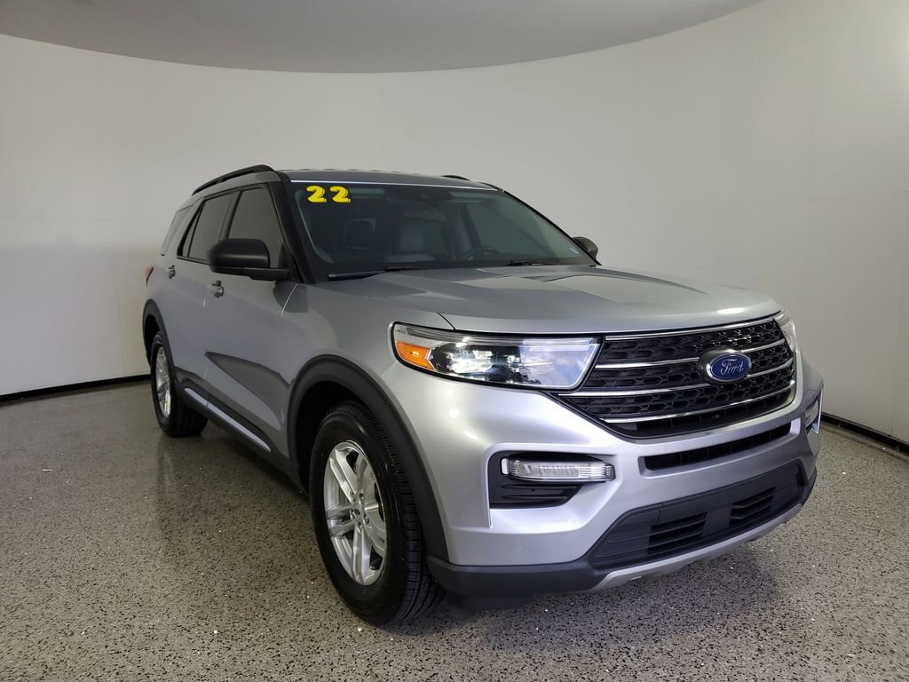 Used 2022 Ford Explorer XLT w/ Equipment Group 202A RWD image 31