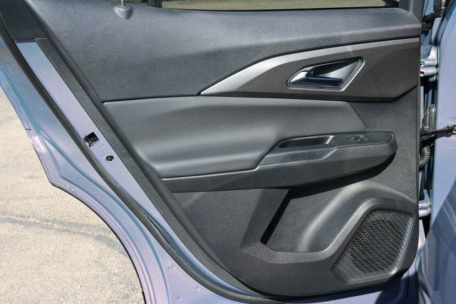 New 2026 Chevrolet Equinox EV LT image 11