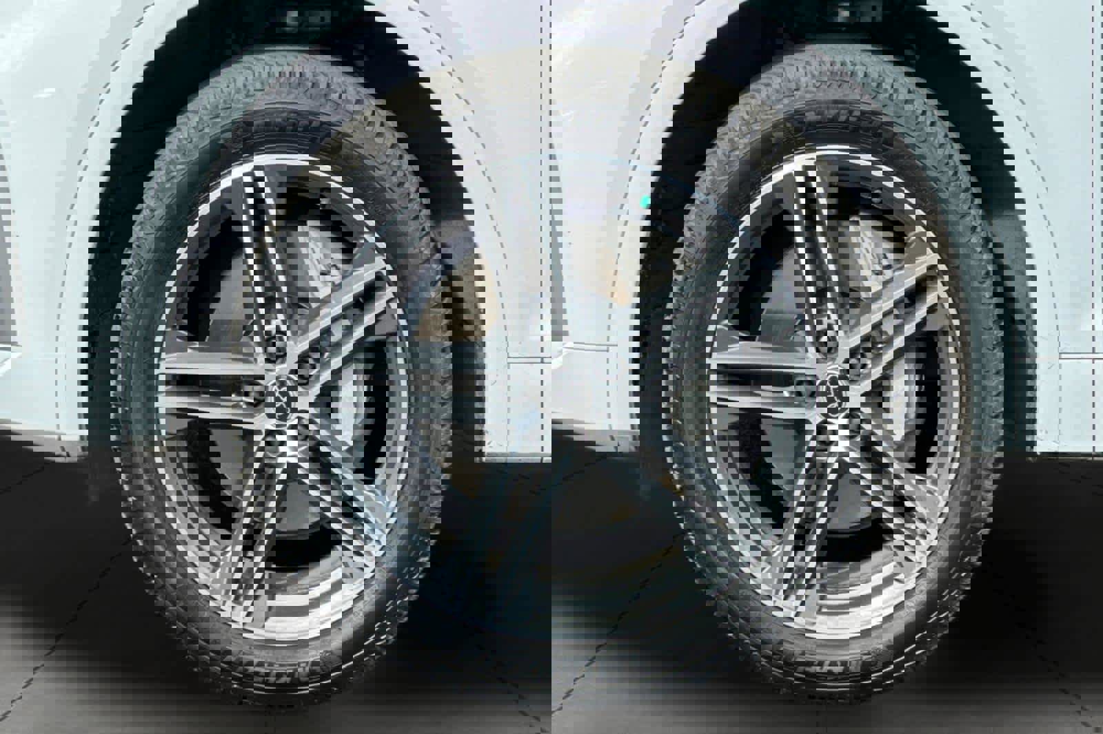 Used 2021 Audi Q5 e Premium Plus image 11