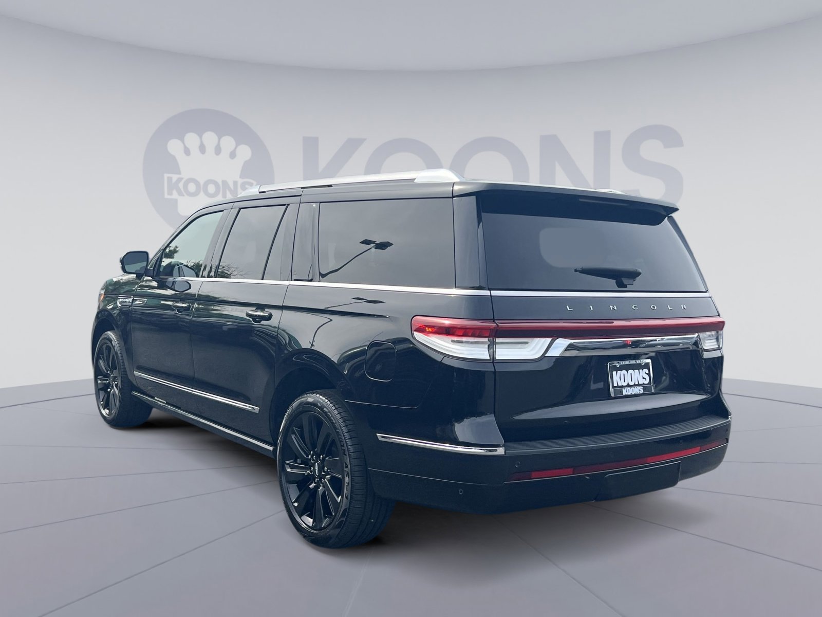 Used 2022 Lincoln Navigator L Reserve AWD/4WD image 14