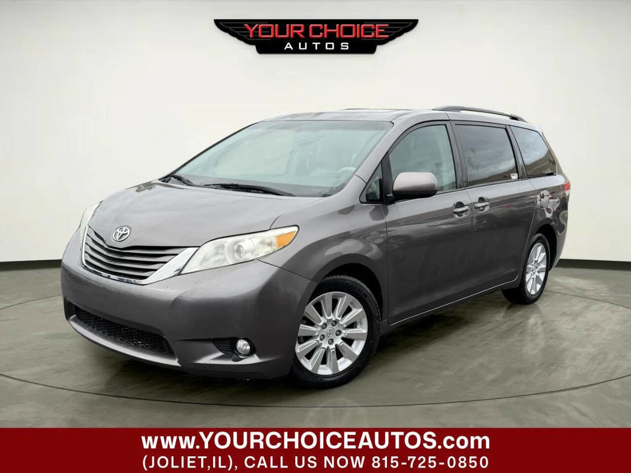 Used 2014 Toyota Sienna XLE w/ XLE Premium Package image 1
