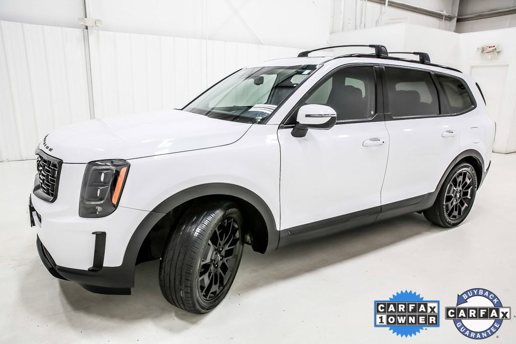 Used 2022 Kia Telluride EX w/ EX Premium Package image 3
