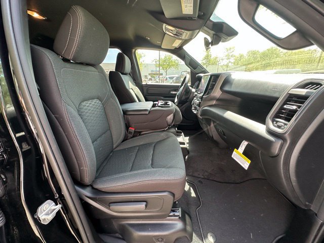 New 2026 RAM 1500 Express AWD/4WD image 28