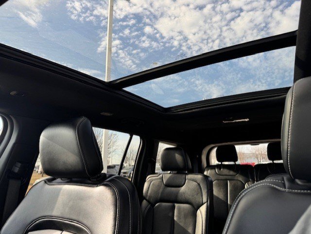 Used 2024 Jeep Grand Cherokee L Limited w/ Luxury Tech Group II image 20