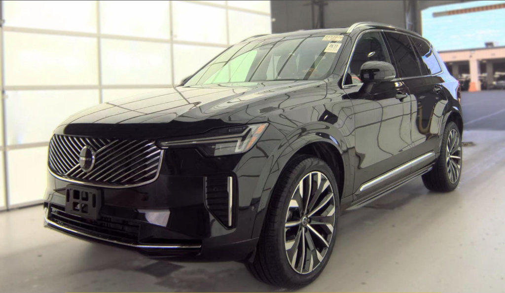 Used 2026 Volvo XC90 B6 Plus