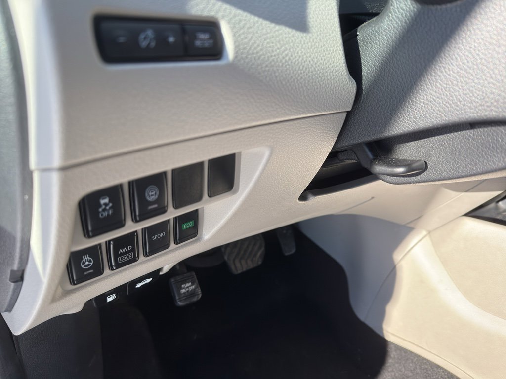 Certified 2021 Nissan Rogue Sport SV image 15