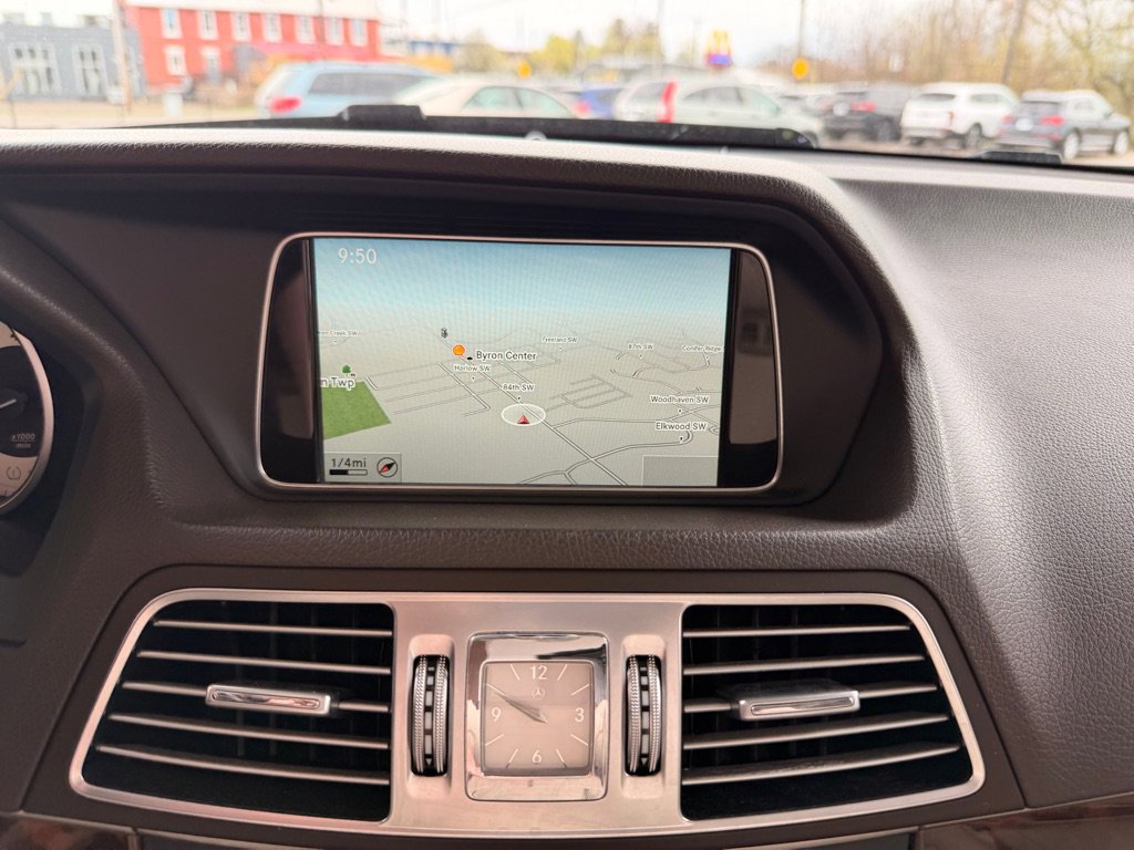 Used 2014 Mercedes-Benz E 550 Cabriolet image 25