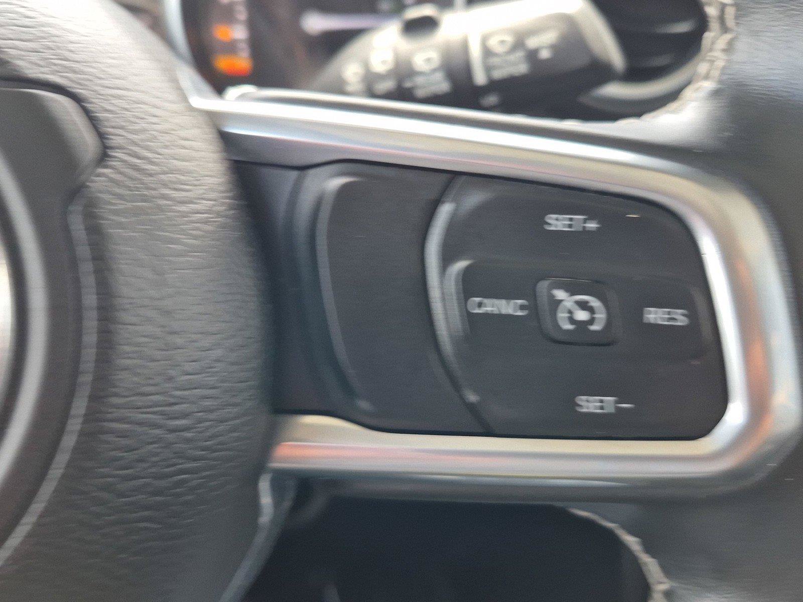 Used 2022 Jeep Wrangler Unlimited Sahara AWD/4WD image 24
