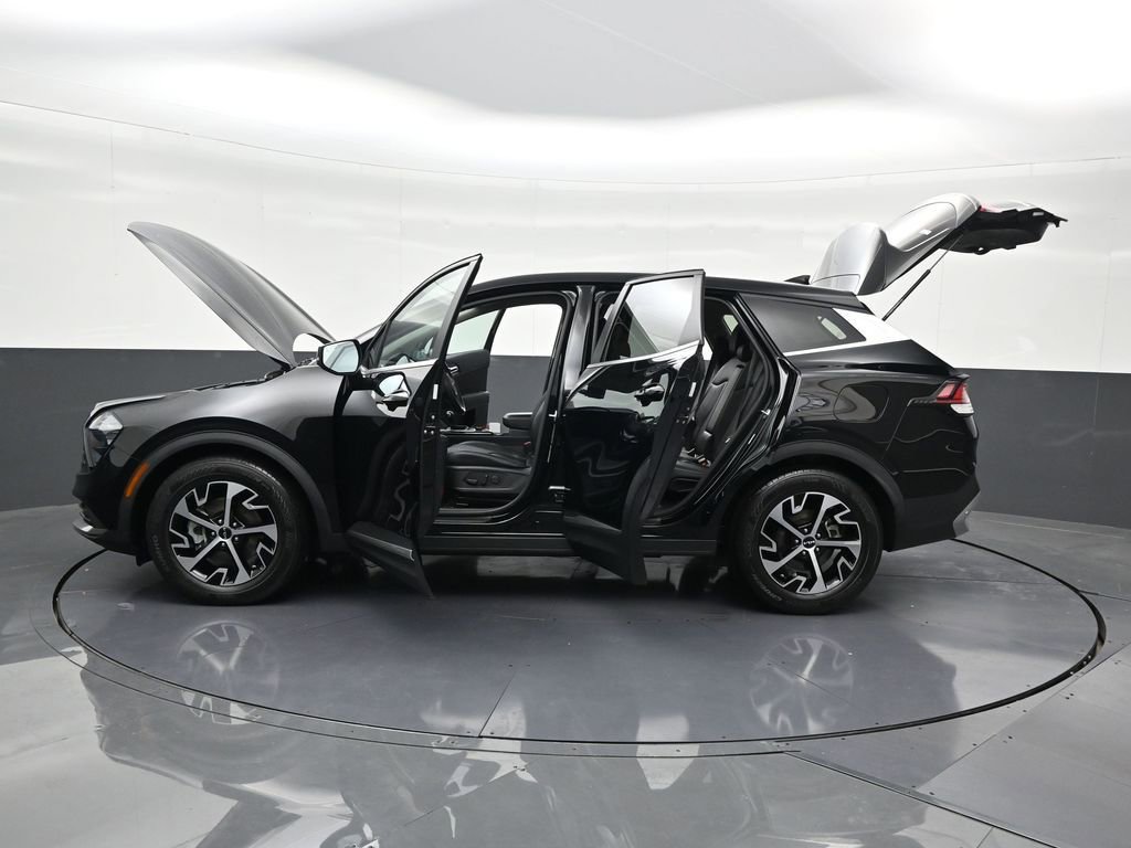 Used 2023 Kia Sportage EX image 34