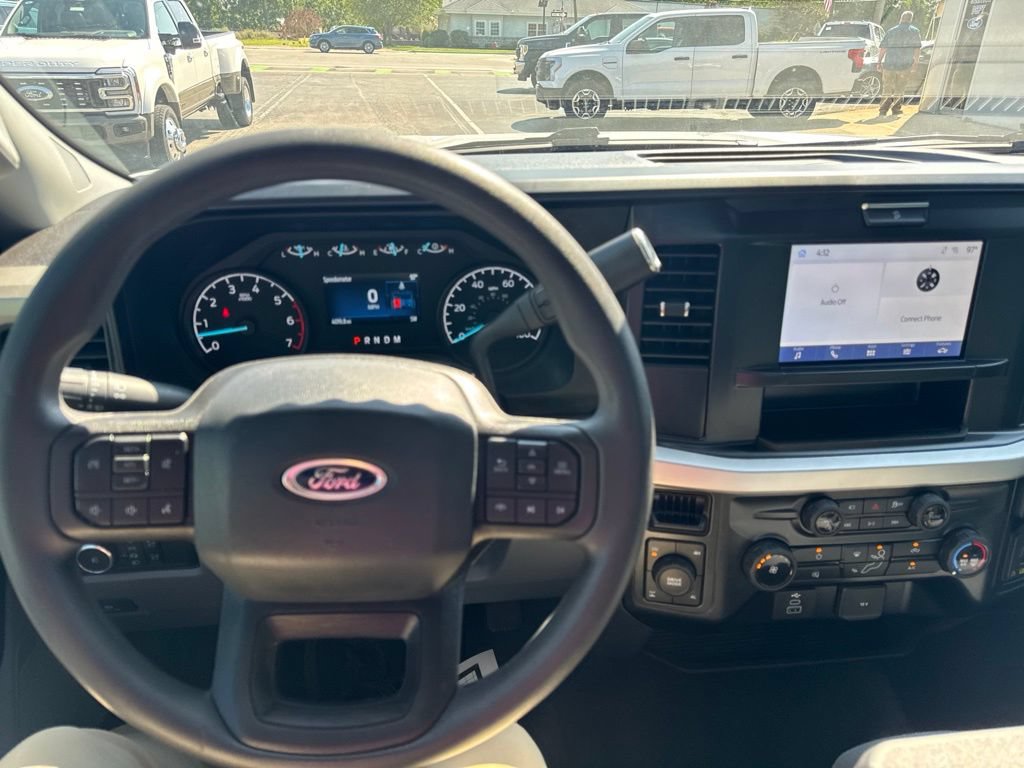 Used 2025 Ford F250 XL w/ STX Appearance Package AWD/4WD image 5