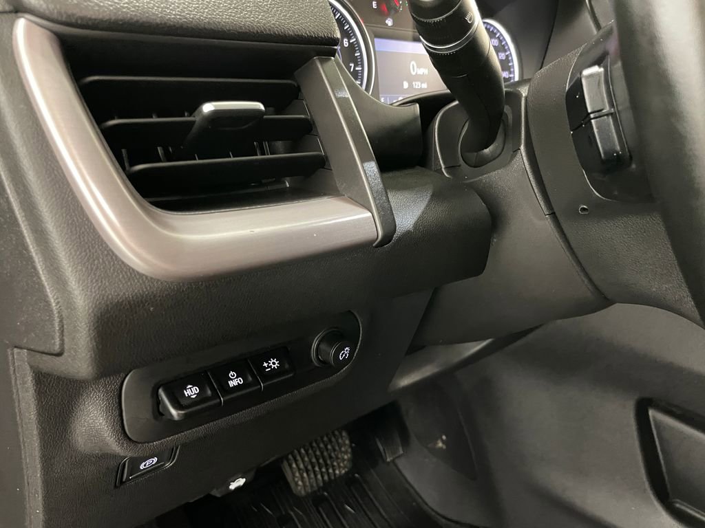 Certified 2024 GMC Terrain AT4 w/ Tech Package AWD/4WD image 27