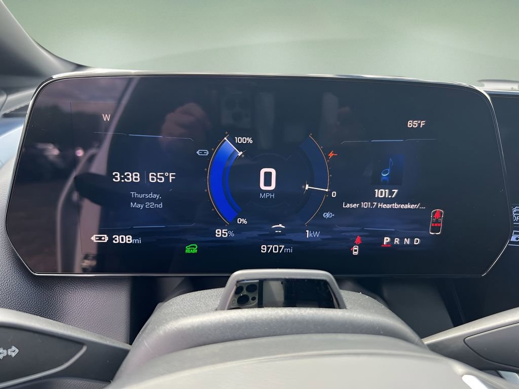 Certified 2024 Chevrolet Equinox EV LT w/ Active Safety Package 3 image 11