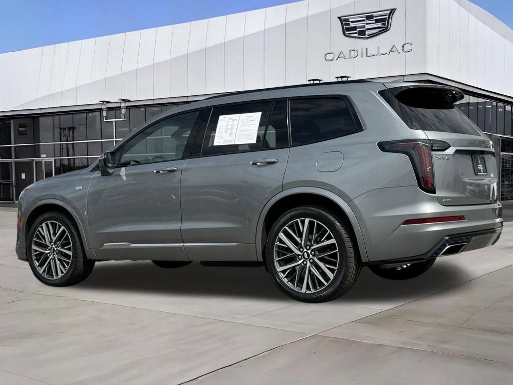 Used 2024 Cadillac XT6 Sport w/ Technology Package AWD/4WD image 5