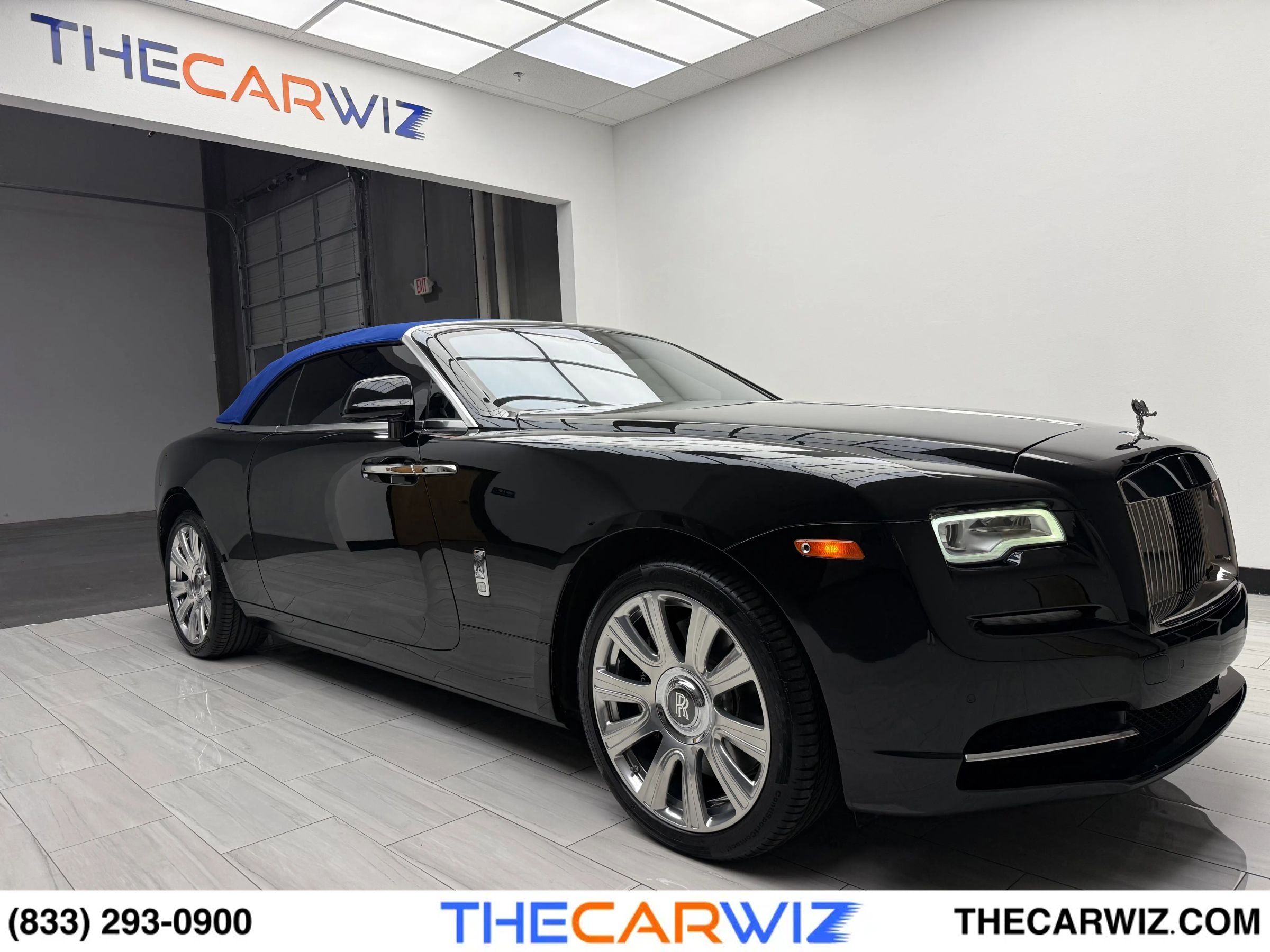 Used 2019 Rolls-Royce Dawn image 4