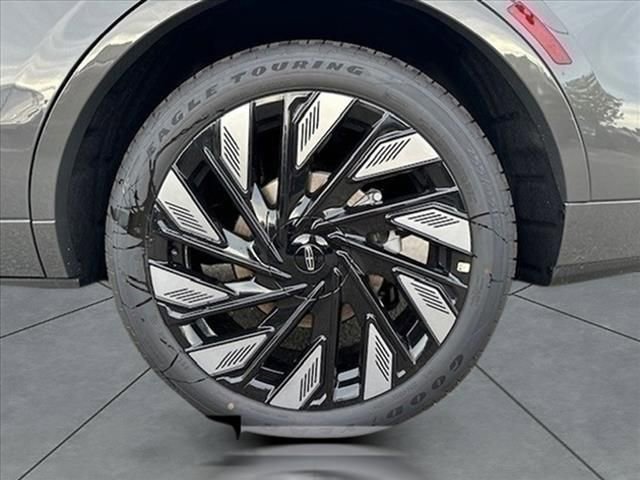 New 2024 Lincoln Nautilus Black Label w/ Jet Appearance Package (87T) AWD/4WD image 8