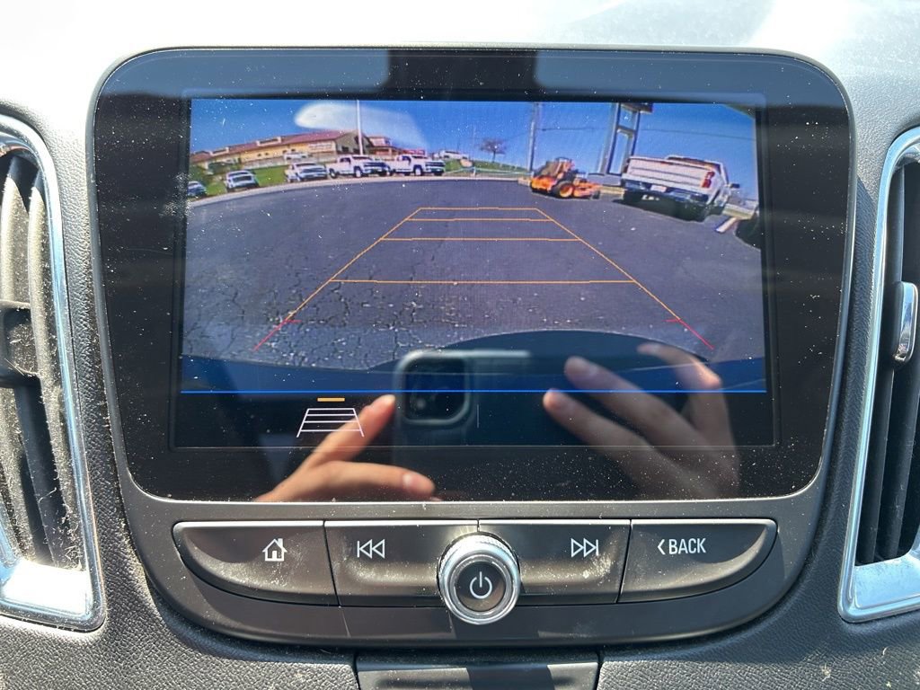 Used 2019 Chevrolet Malibu LT FWD image 27