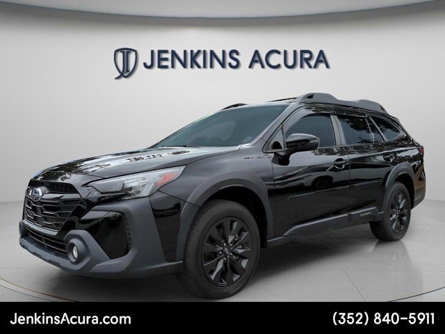 Used 2023 Subaru Outback Onyx Edition image 3