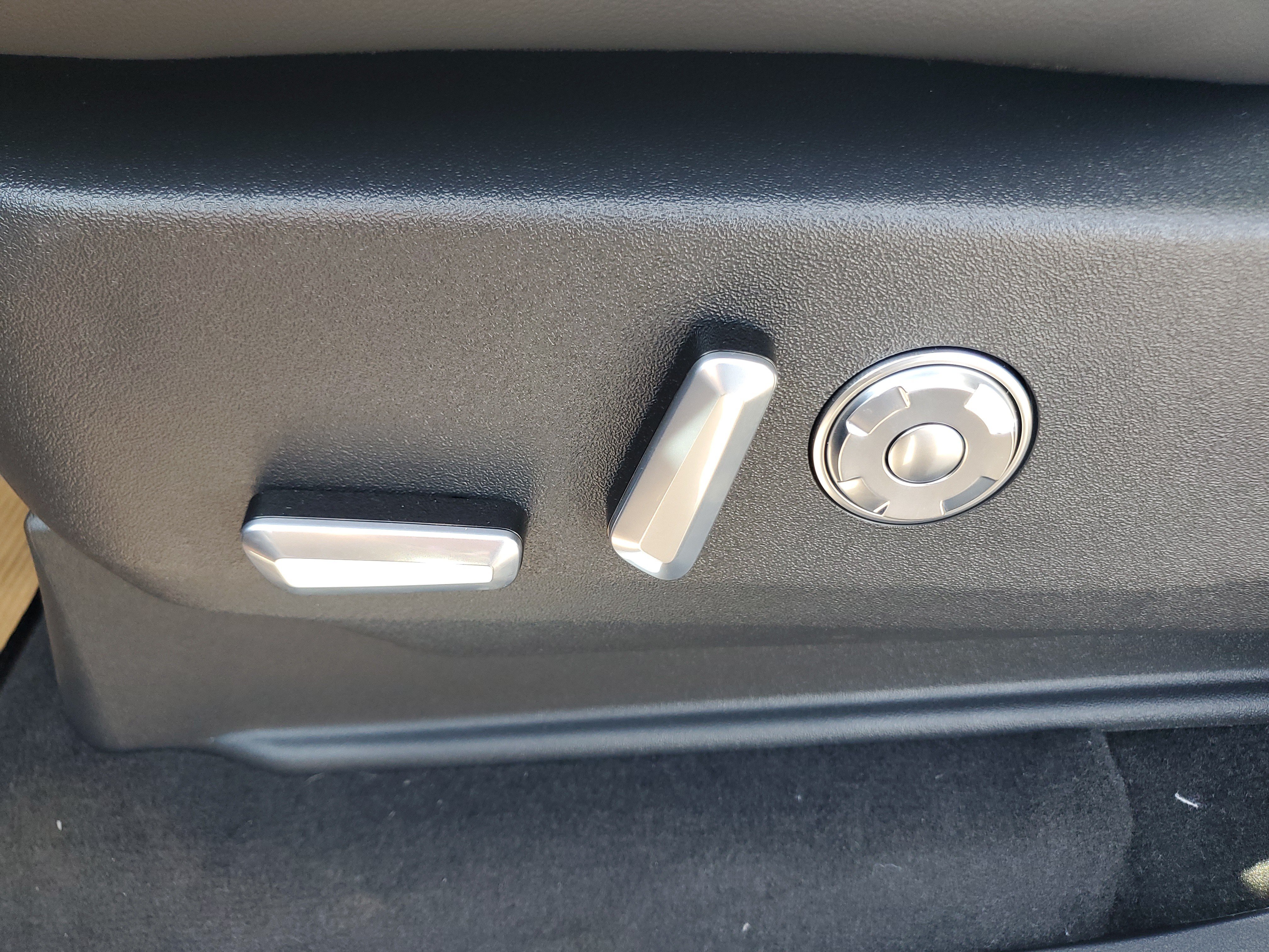New 2027 Lincoln Navigator Reserve AWD/4WD image 13