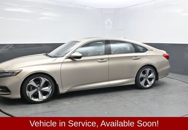 Used 2018 Honda Accord Touring image 3