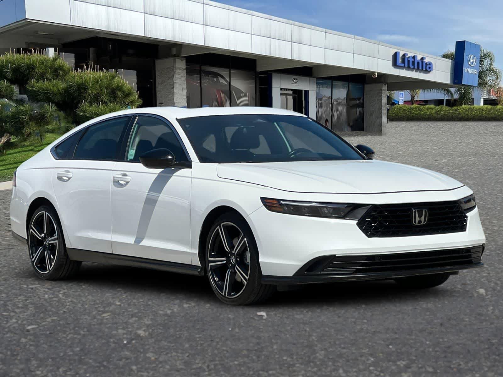 Used 2025 Honda Accord Sport image 10