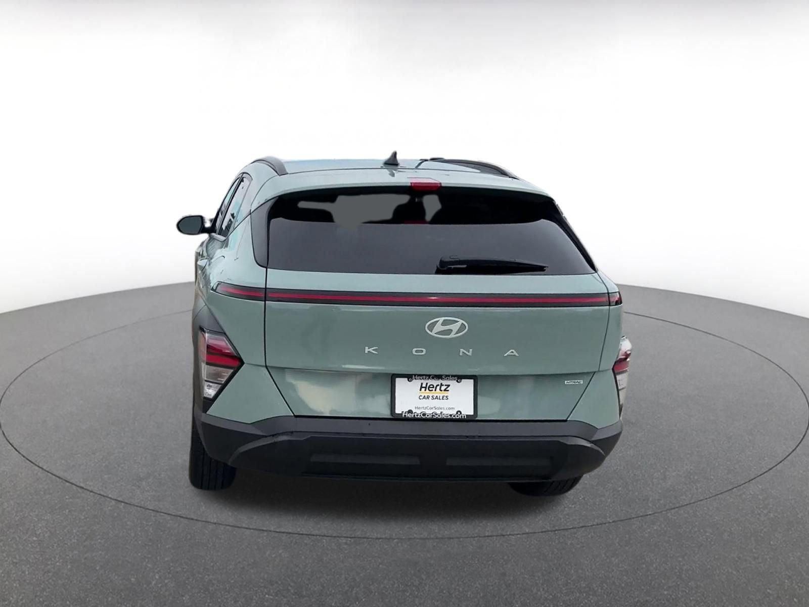 Used 2025 Hyundai Kona SEL image 12