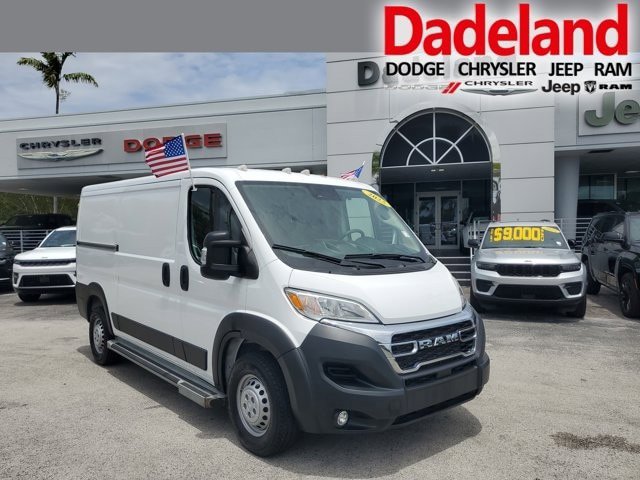 Used 2025 RAM ProMaster 2500 w/ U-Haul Equipment Group FWD image 1