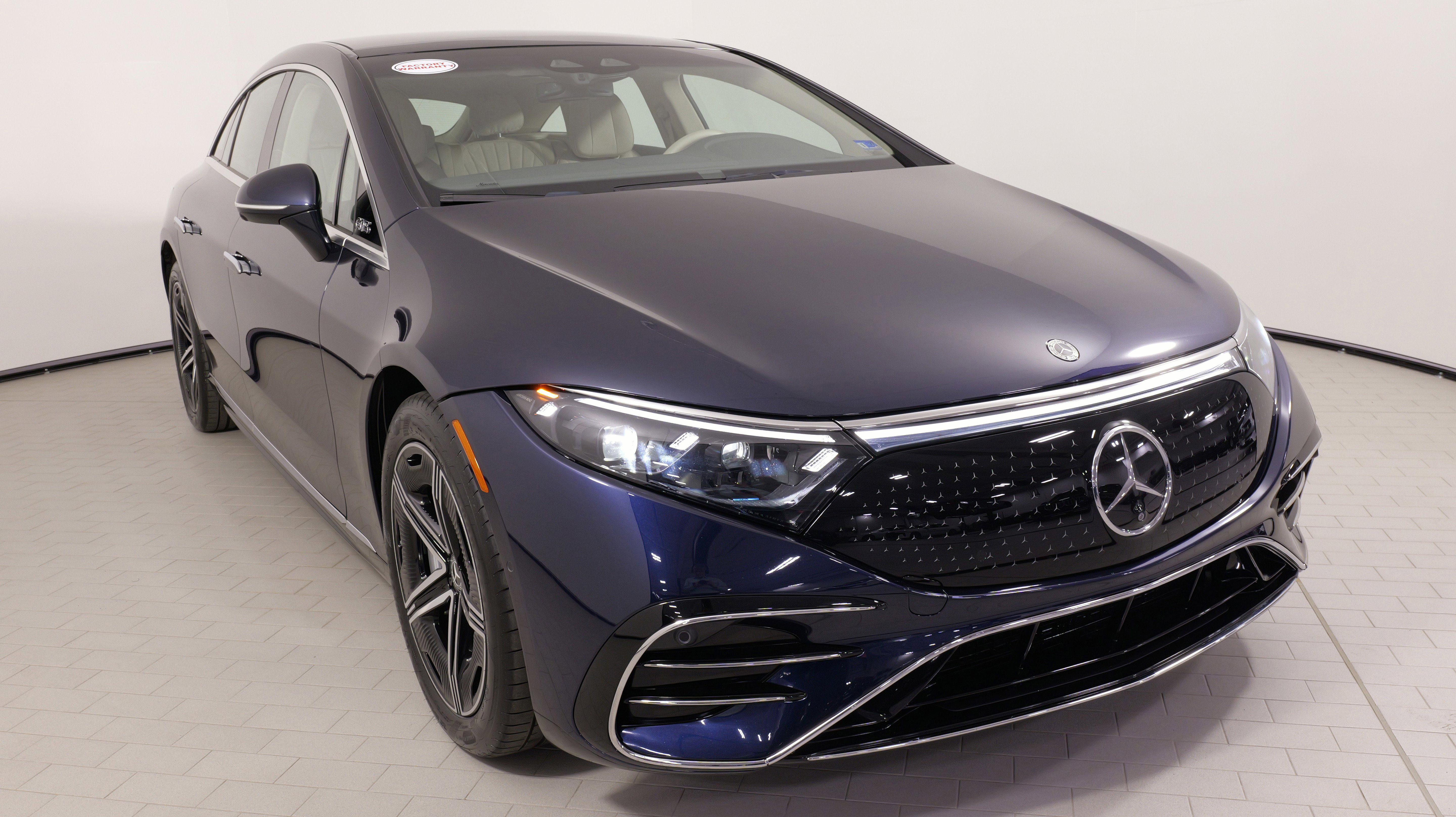 Used 2023 Mercedes-Benz EQS 580 4MATIC Sedan image 7