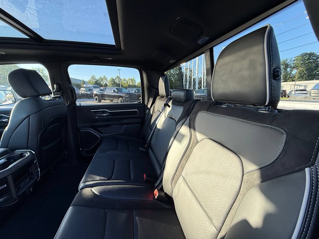 New 2027 RAM 1500 Laramie w/ Night Edition AWD/4WD image 27