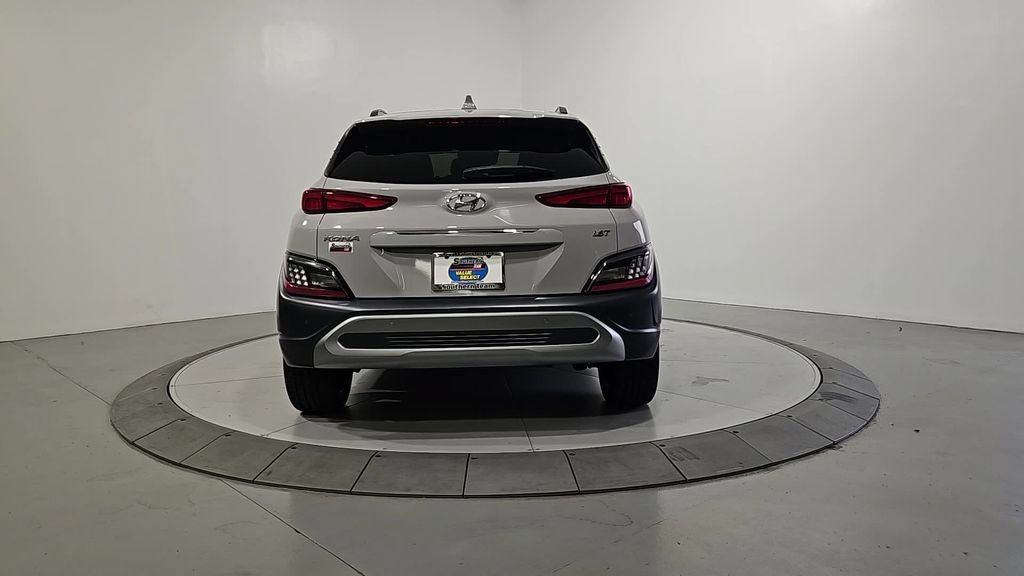 Used 2023 Hyundai Kona Limited w/ Cargo Package FWD image 4