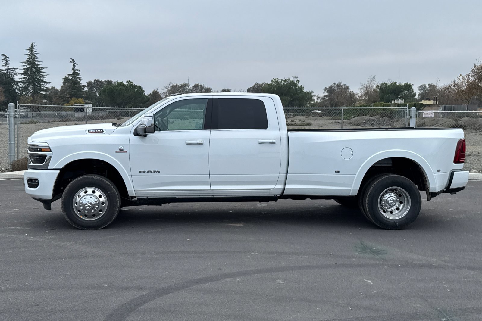 New 2026 RAM 3500 Limited image 6