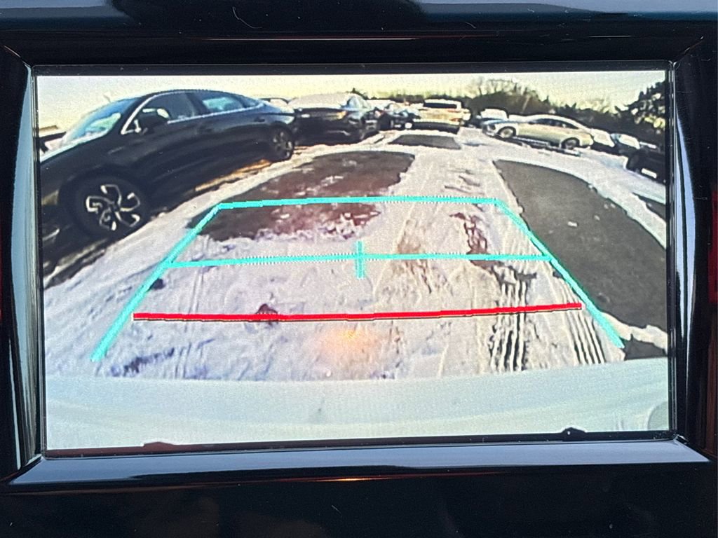 Used 2018 Toyota Camry LE image 30