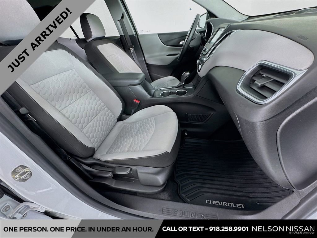 Used 2018 Chevrolet Equinox LT image 27