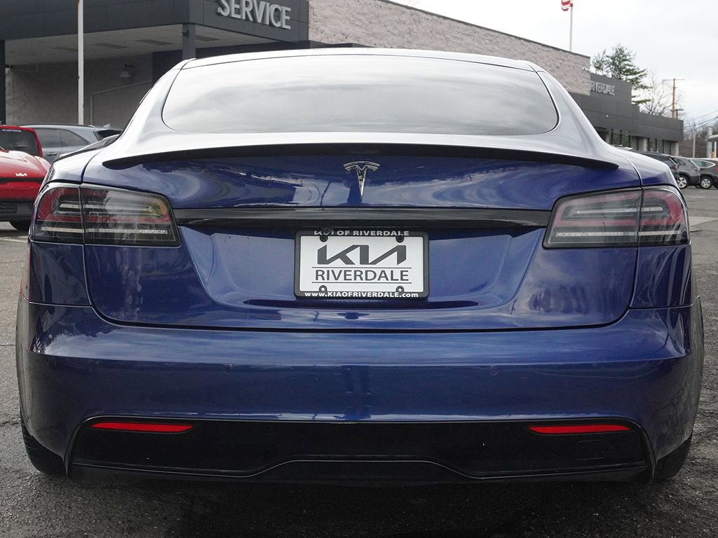 Used 2022 Tesla Model S Plaid image 12