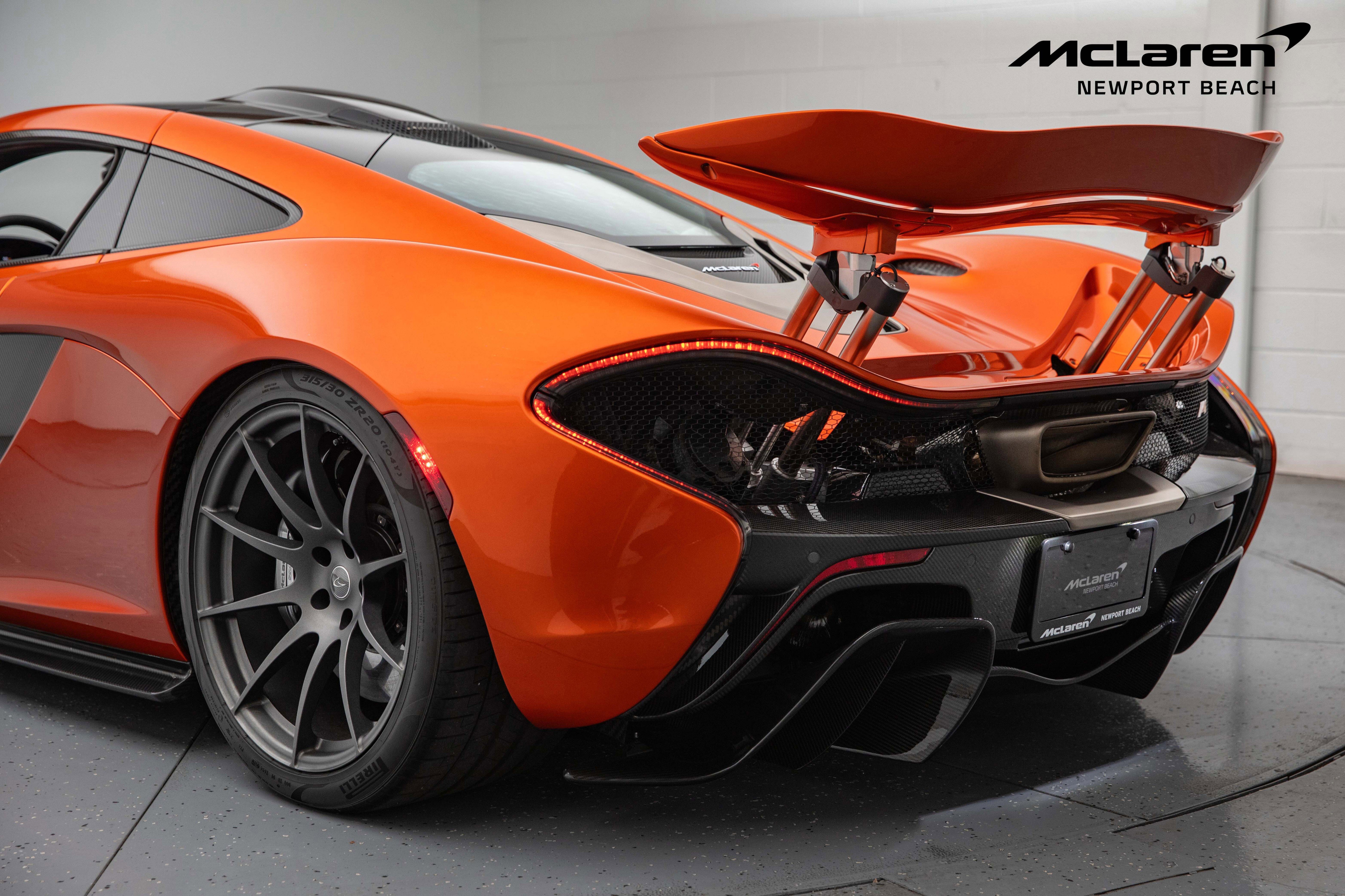 Used 2015 McLaren P1 RWD image 18