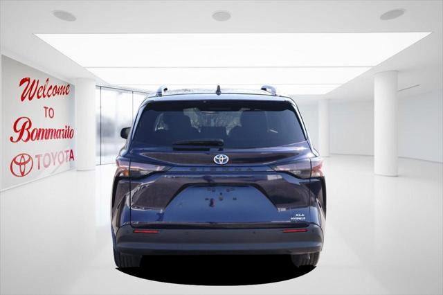 Certified 2024 Toyota Sienna XLE image 6