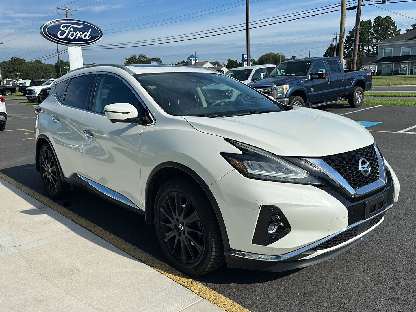 Used 2019 Nissan Murano Platinum w/ Cargo Package AWD/4WD image 3