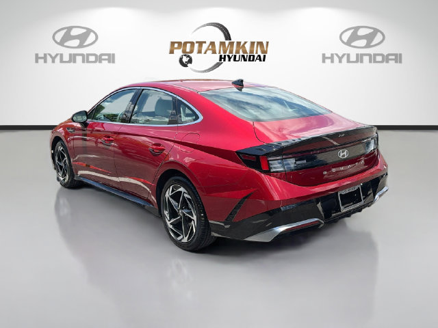 Certified 2026 Hyundai Sonata SEL FWD image 8