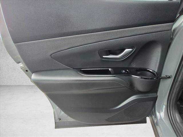Used 2022 Hyundai Santa Cruz Limited AWD/4WD image 25