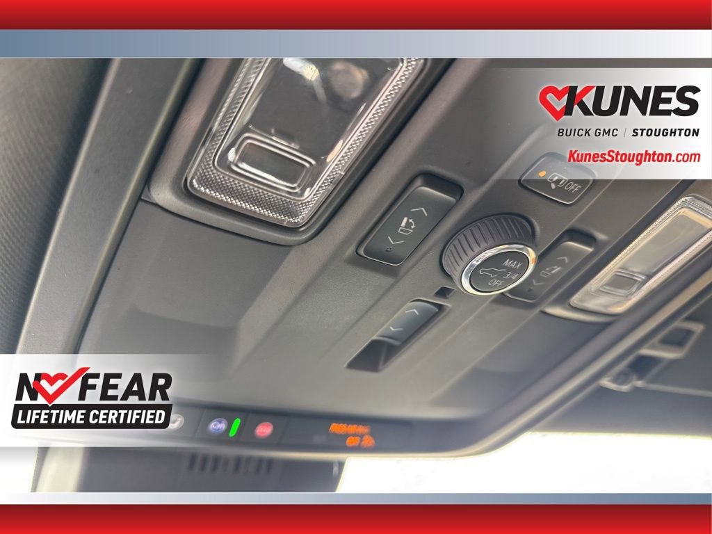 Used 2025 GMC Yukon Denali image 41