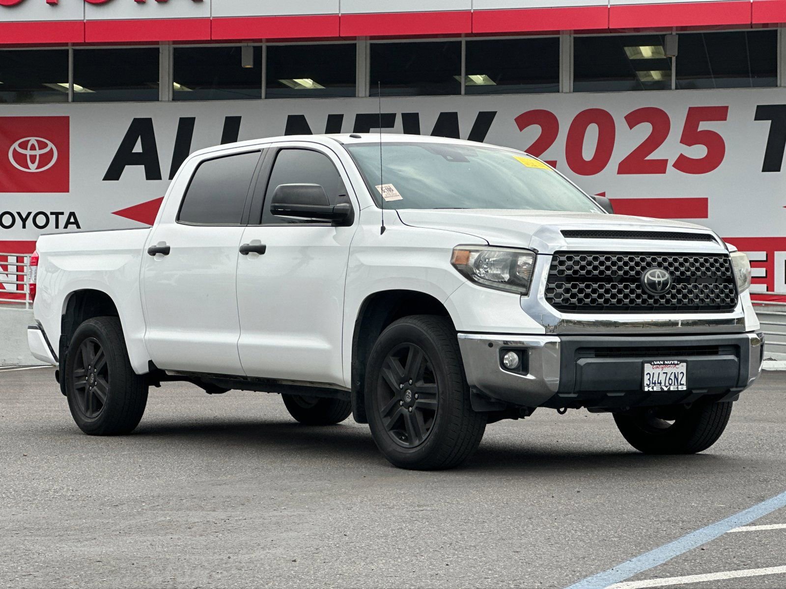 Used 2018 Toyota Tundra SR5 w/ SR5 Upgrade Package image 8