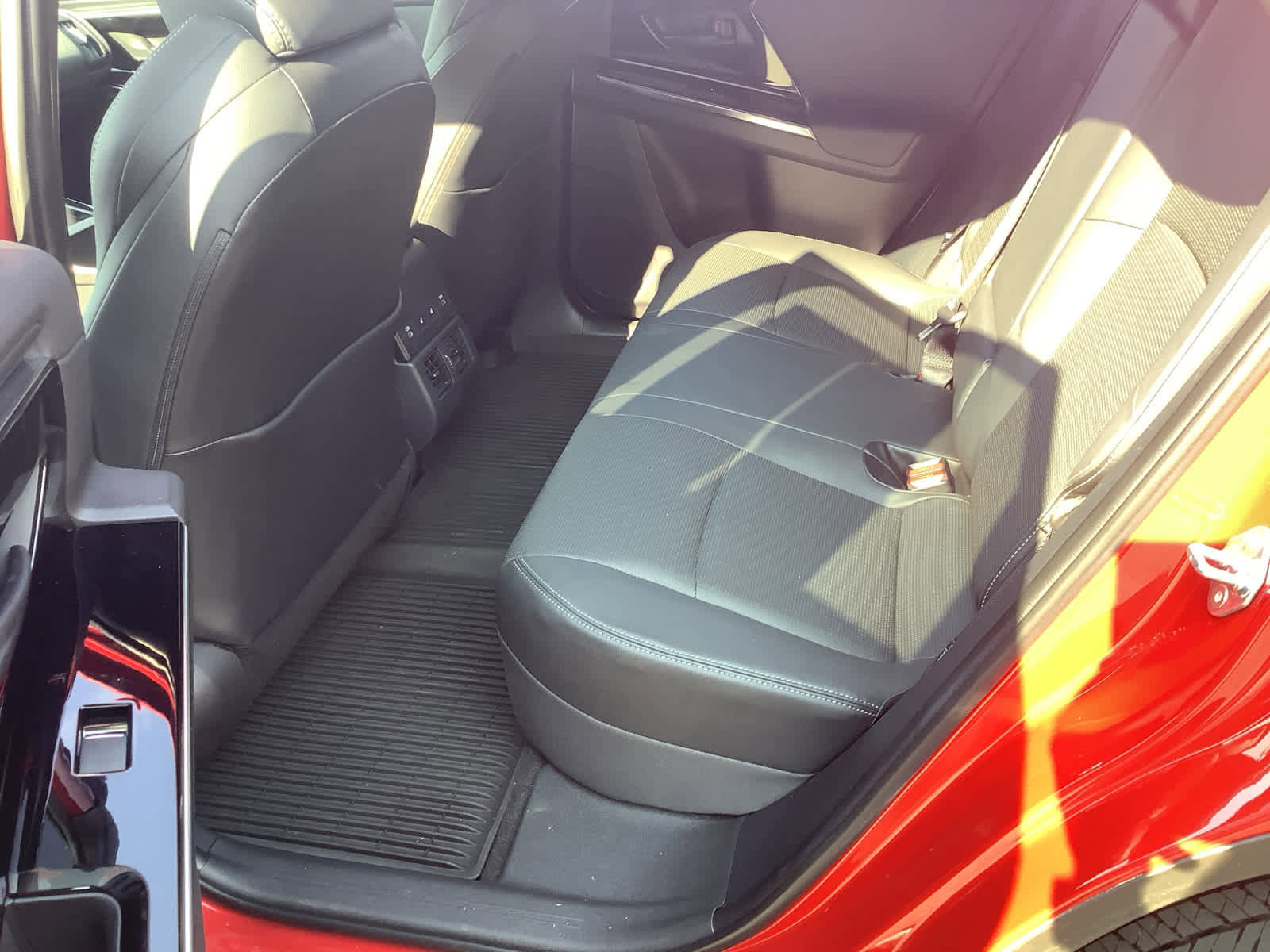 Certified 2023 Subaru Solterra Limited image 22