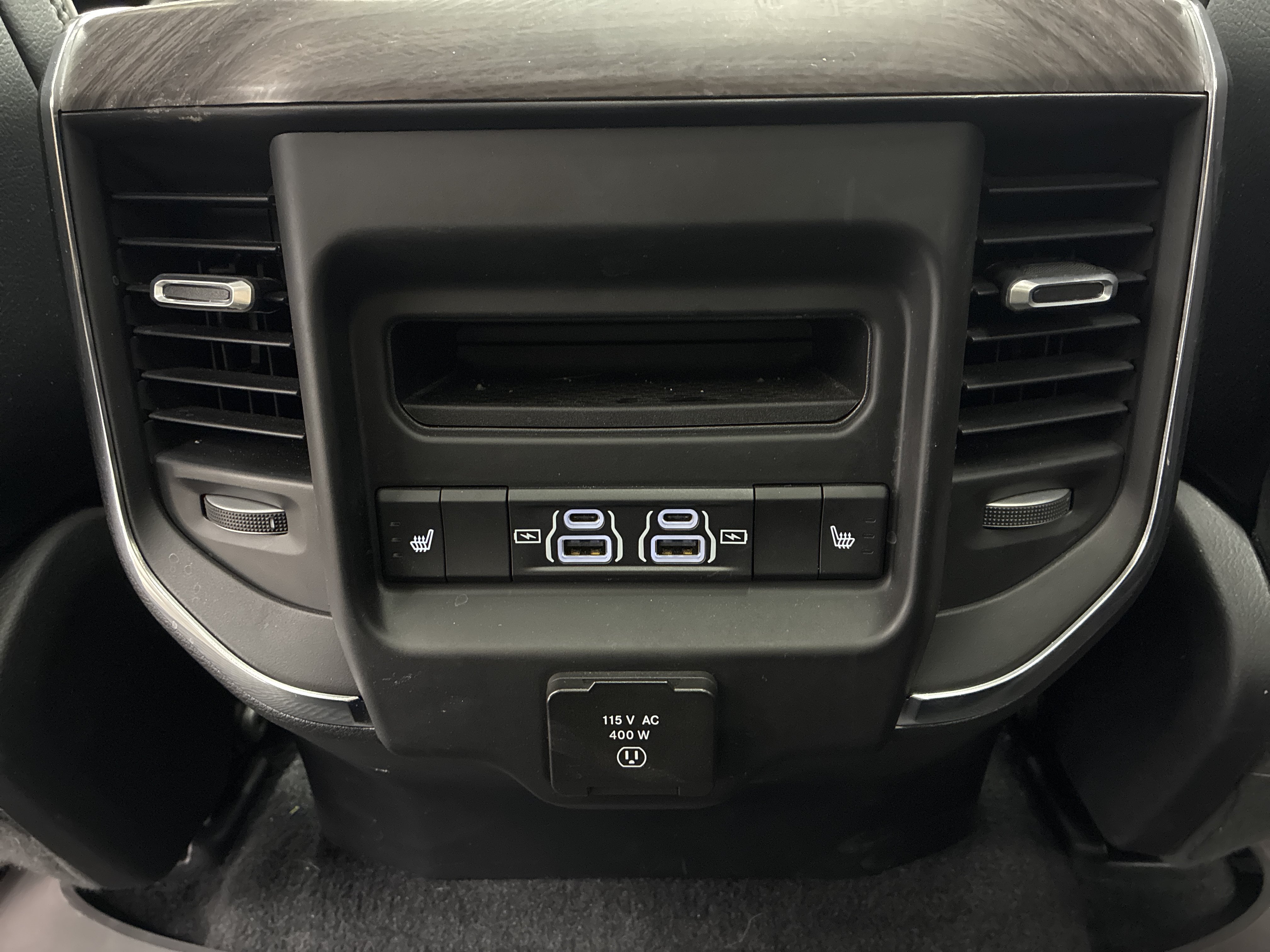 Certified 2025 RAM 1500 Laramie AWD/4WD image 14